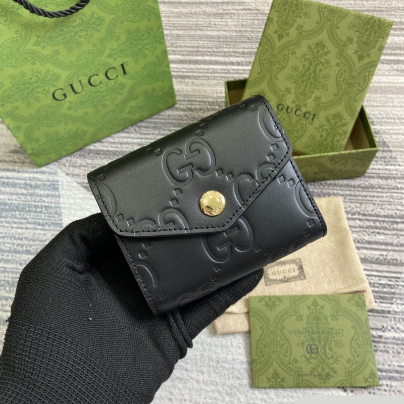 G*u*i wallets & purse